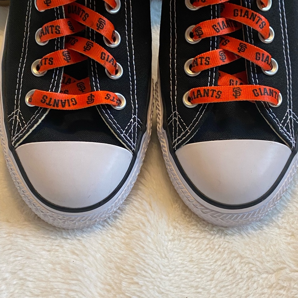 Converse Chuck Taylor All-Star Oxford Black Sneakers - Mens 10 Womens 12 - Picture 3 of 6